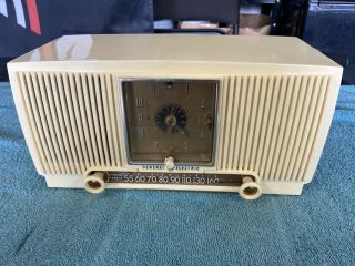 Vintage 1954 General Electric Ge Alarm Clock Mid Century Tube Radio