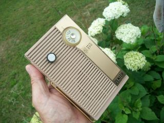 Vintage Am Transistor Radio - Zenith Royal 250 Tan Color With Stand