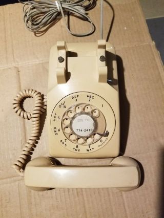 Vintage 1960 ' s Bell System Western Electric Rotary Dial 500 Desk Phone Beige 2
