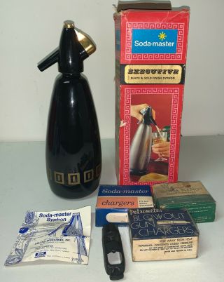 Vintage Boc Mid Century Black & Gold Soda Syphon Seltzer Maker W 30 Chargers