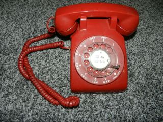 Vintage Bell Systems By Western Electric 500 Mm Rotary Telephone In Red