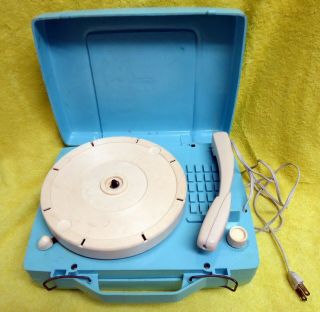 Vtg Sonic Capri Phonograph Plastic Portable 1950 78 - 45 - 33 Rpm W/box