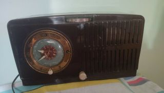 Vintage General Electric Alarm Clock Tube Am Radio Model 64