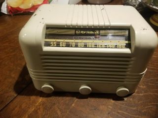 Vintage 1941 Rca Victor Model 16x2 Broadcast Bakelite Radio Restored -