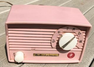 Pink Vintage Monarch Hi Fi Master Tube Radio