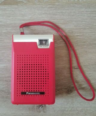 Vintage Red Panasonic R - 1028 Portable Transistor Am Radio S2 - 3 - B7