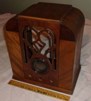 Airline 62 - 156 Tombstone Radio Wood Cabinet (cabinet Only) 1934 W/ Bezel