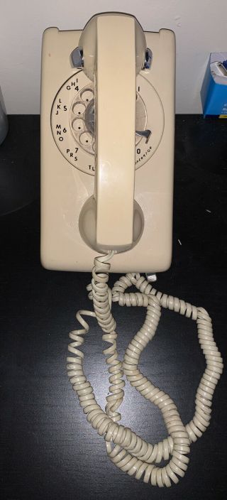 Vintage Rotary Wall Phone 3