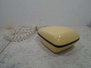 Vintage Radio Shack Model No 43 - 830 Retro Seashell Fashion Telephone Phone