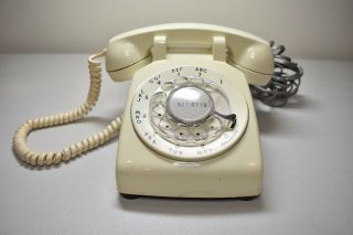 Vintage Rotary Dial Telephone - - Bell System Made By Western Electric - White