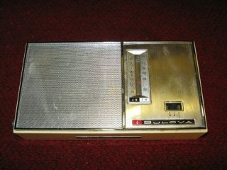 Vintage Bulova Am/fm/afc Transistor Radio With Leather Case Made In Japan C.  1960