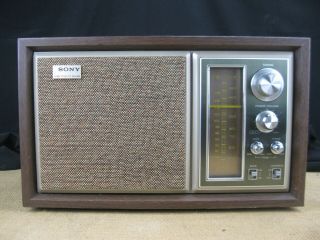 Vintage Sony Model No.  Icf - 9550w Fm/am High Fidelity Radio