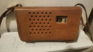 1946 Vintage Philco Radio / Phonograph Model 500 - T