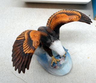 SKI COUNTRY EAGLE ON THE WATER MINI SIZE 1981 DECANTER FOSS CO. 2