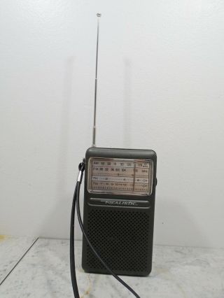 Realistic Radio Shack Model 12 - 614 Transistor Am/fm/tv Radio