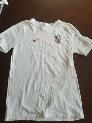 The Nike Tee Us Soccer Team Alex Morgan T - Shirt Size Youth Medium