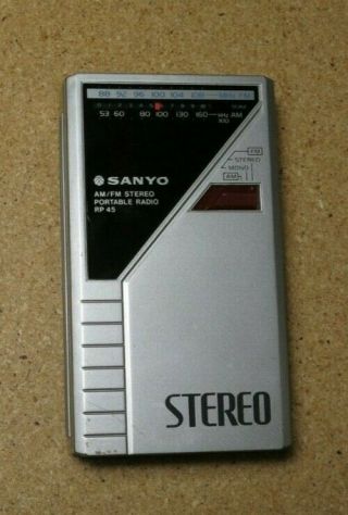 Vintage Sanyo Am/fm Portable Radio Rp 45