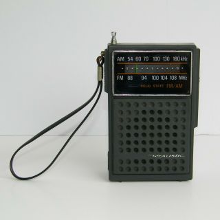 RADIOSHACK Realistic Pocket Portable RADIO FM/AM Solid State 12 - 635A 2