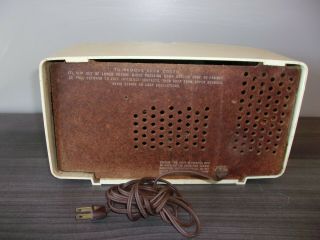 VINTAGE RCA VICTOR TWIN SPEAKER AM RADIO 8 - X - 8N 2