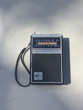 Vintage Kmart Am Fm Pocket Radio Model 31 - 57 9v Battery