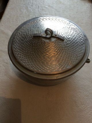 Vintage 10.  5 " Hammered Aluminum Ice Bucket With Lid Ic2 Made In Italy