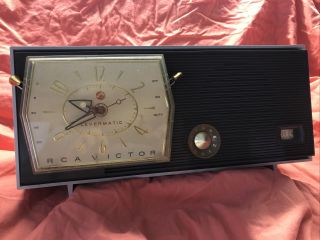 Vintage Rca Victor Levermatic Clock Tube Radio C - 2e Mid Century Modern 1959