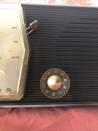 Vintage RCA Victor Levermatic Clock Tube Radio C - 2E Mid Century Modern 1959 3