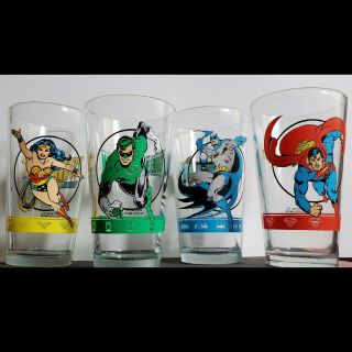 Dc Comics Pint Glasses Set Of 4 - Superman,  Batman,  Wonder Woman,  Green Lantern
