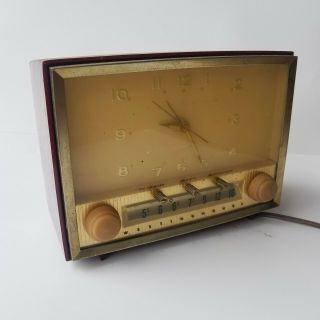 Vintage Westinghouse Radio,  Maroon,  Model H476t5 Mid Century Radio
