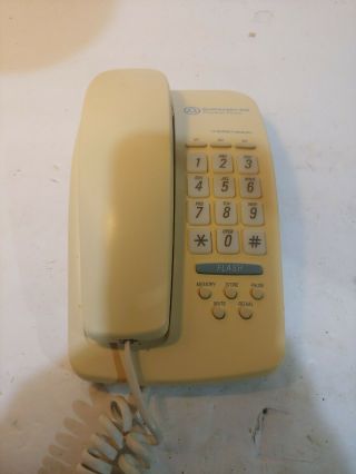 Vintage Southwestern Bell " Freedom " Big Button Telephone