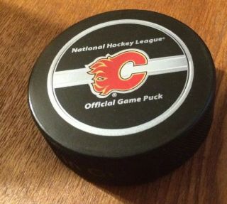 Calgary Flames Nhl Official Game Puck Inglasco