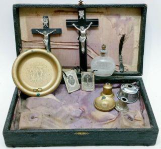 Antique Last Rites Sick Call Viaticum Catholic Priest Religious Box Cross