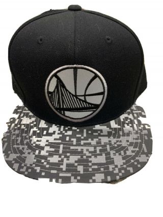 Golden State Warriors Mitchell & Ness Black Camo Snapback Cap Hat