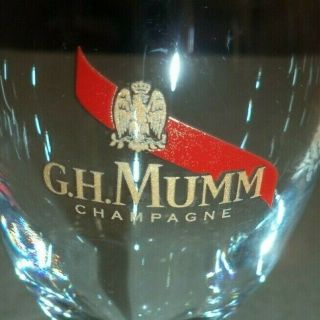 G.  H.  Mumm Champagne Glass 2