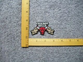 1 Rare Vintage Chicago Bulls World Champions 91 - 92 - 93 - 96 - 97 - 98 Iron On Patch