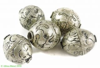 5 Tibetan Silver Repoussee Round Beads Loose