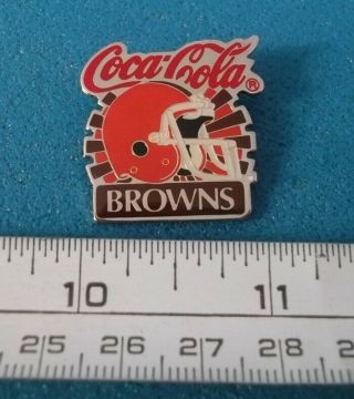 Cleveland Browns Nfl Football Coca - Cola Helmet Logo Brooch Pin N241