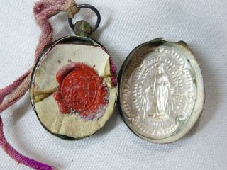 ✝ Reliquary Relic St.  Lucy is a virgin and martyr 3