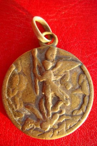 ST.  MICHAEL WWII PARATROOPER PROTECTION ANTIQUE BRONZE RARE MEDAL 2