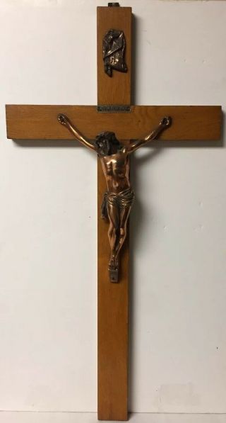 Larve Vtg Or Antique Religious Bronzed Spelter Crucifix Jesus Wood Wall Cross