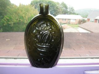 1830s Open Pontil Pint Cornucopia & Urn Historical Flask,  Olive Green