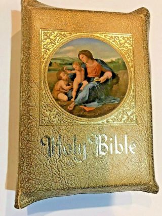 C.  1957 Holy Bible Family Rosary Commemorative Edition The Marian Year - Gorgeous