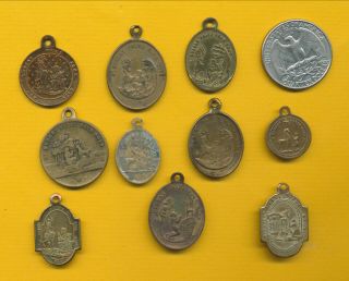 B426) 10 Antique Bronze Brass Saint Hubert - St Hubertus Hunter Medal Pendant