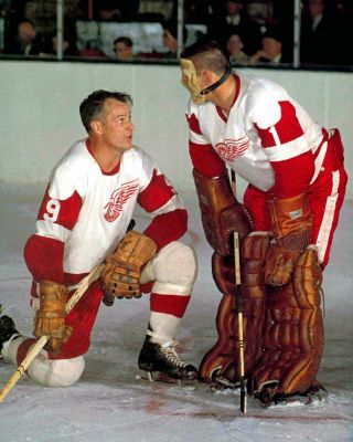 Gordie Howe & Terry Sawchuk 8x10 Photo Hockey Detroit Red Wings Picture Nhl