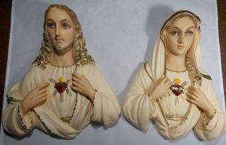 2 Wall Hanging Statues Sacred Heart Of Jesus & Mary 1957 Mich Composition & Lamp