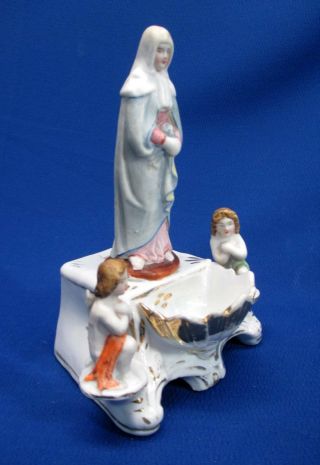UNUSUAL ANTIQUE FRENCH PORCELAIN & BISQUE SITTING HOLY WATER FONT MARY & CHERUBS 2