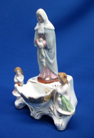 UNUSUAL ANTIQUE FRENCH PORCELAIN & BISQUE SITTING HOLY WATER FONT MARY & CHERUBS 3