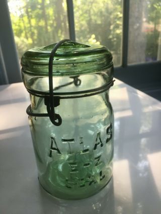 Vintage Rare Apple Green Atlas E - Z Seal Pint Sealer Canning Jar