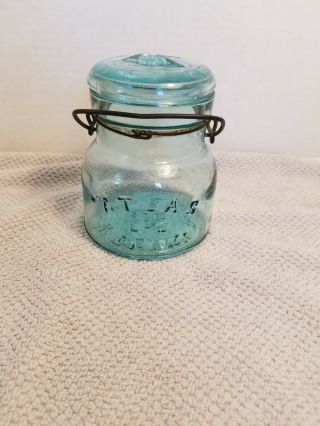 Vtg Atlas E - Z Seal Aqua Blue Half Pint Hp Canning Jar W Glass Lid & Wire Bail