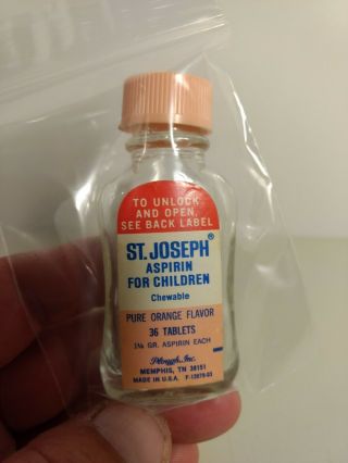 Vintage St.  Joseph Aspirin For Children Glass Bottle W/ Lid & Label
